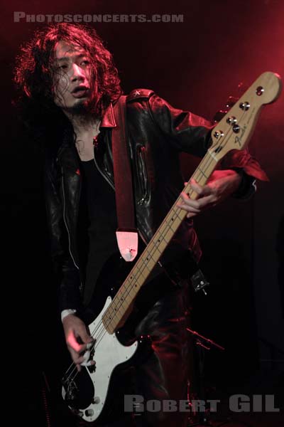 GUITAR WOLF - 2012-05-31 - PARIS - Trabendo - 